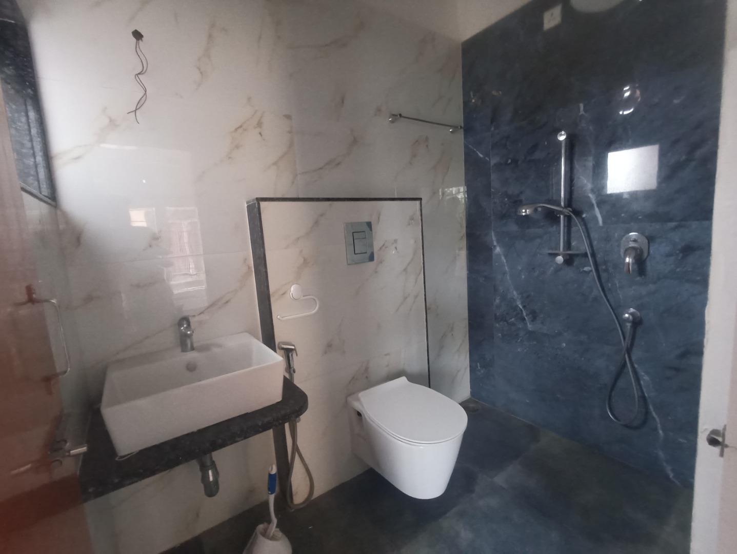 Unfurnished 3bhk in Odalbakra, Kahilipara, Guwahati, Assam, India for Rent